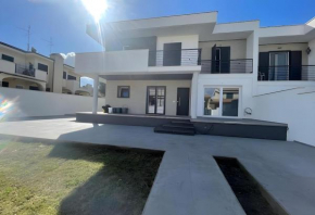 villa with garden in anzio